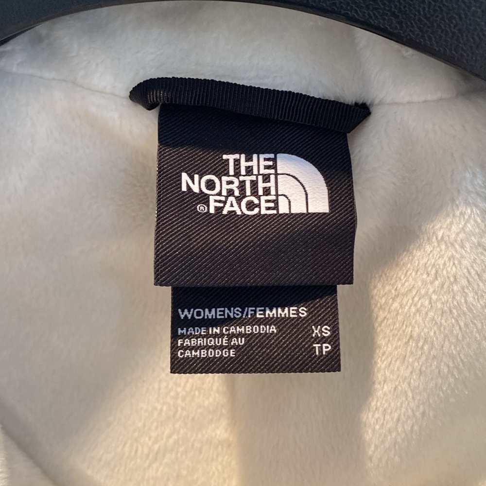 The North Face Cream Trench Coat - Picture 12 of 15
